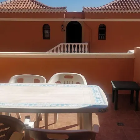 Golden Mile Seaview Royal Garden Apartment Playa de las Americas  Exterior photo